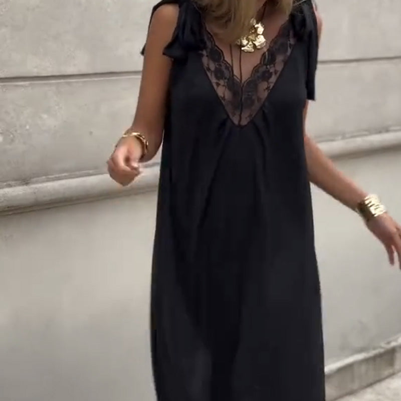 Damenkleid mit V-Ausschnitt und Spitzenband an den Schultern