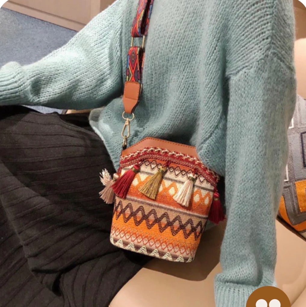 ✨ 50% RABATT 💝 Handgemachte Boho Tasche im Native Design 👜 Vintage Look, modern kombiniert & sehr beliebt 🔥
