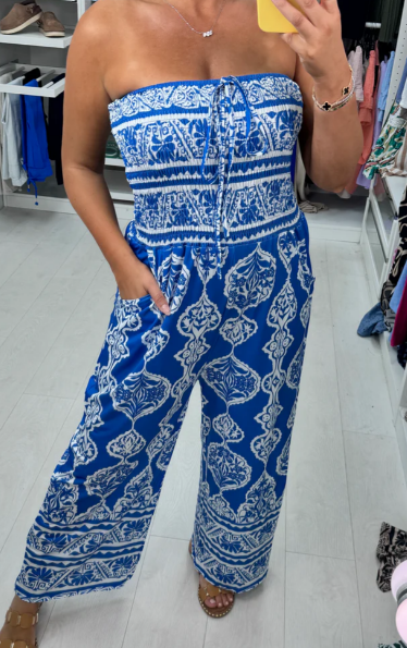 Jumpsuit mit elastischer Brustpartie und Mosaik-Print
