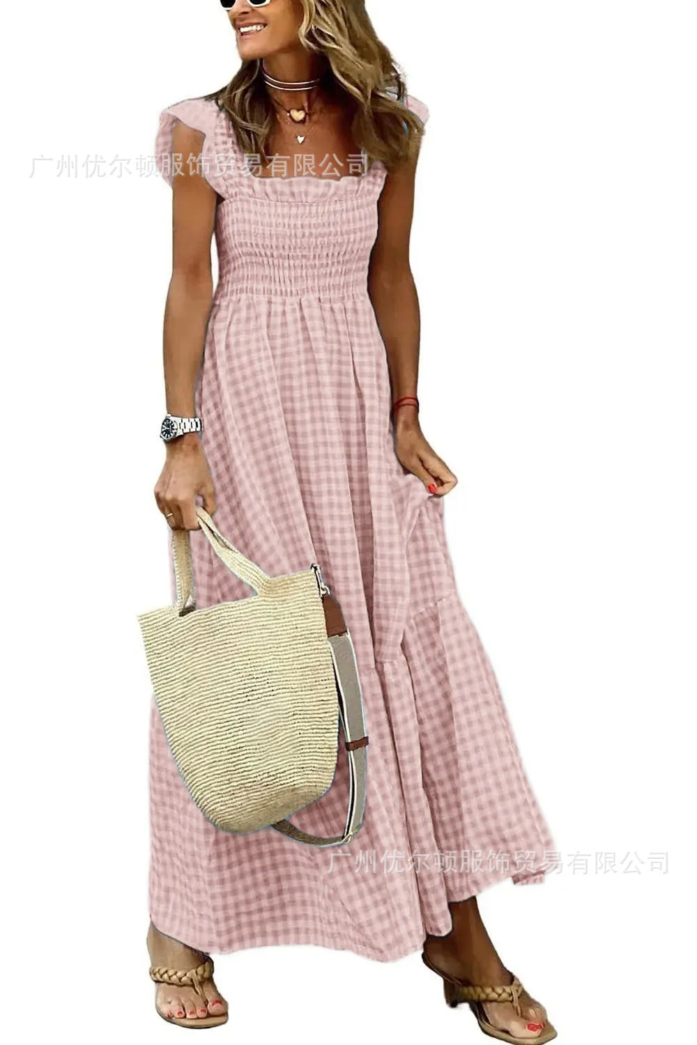 🌸Singing Solo – Mehrfarbiges Maxikleid mit gesmokten Büsten und Karomuster