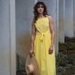 Elegantes Kleid mit Karree-Ausschnitt und Spaghettiträgern