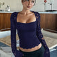 ✨Einfarbiges Damen-T-Shirt – Spitzenblumenmuster, Gesplittete Rüschen & Transparente Ärmel für Romantischen Look ✨