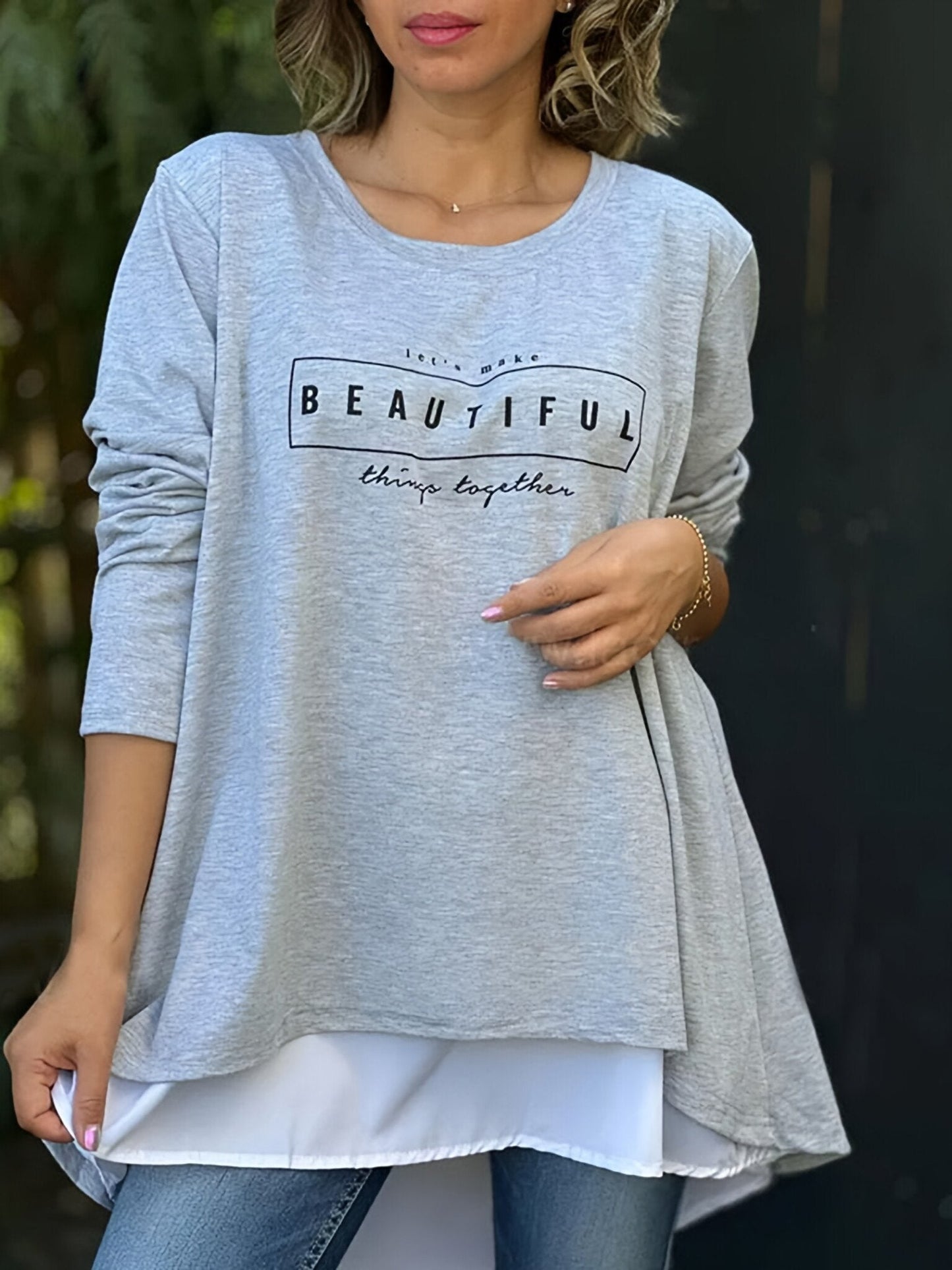 Zweiteiliges T-Shirt mit langen Ärmeln und Buchstabendruck