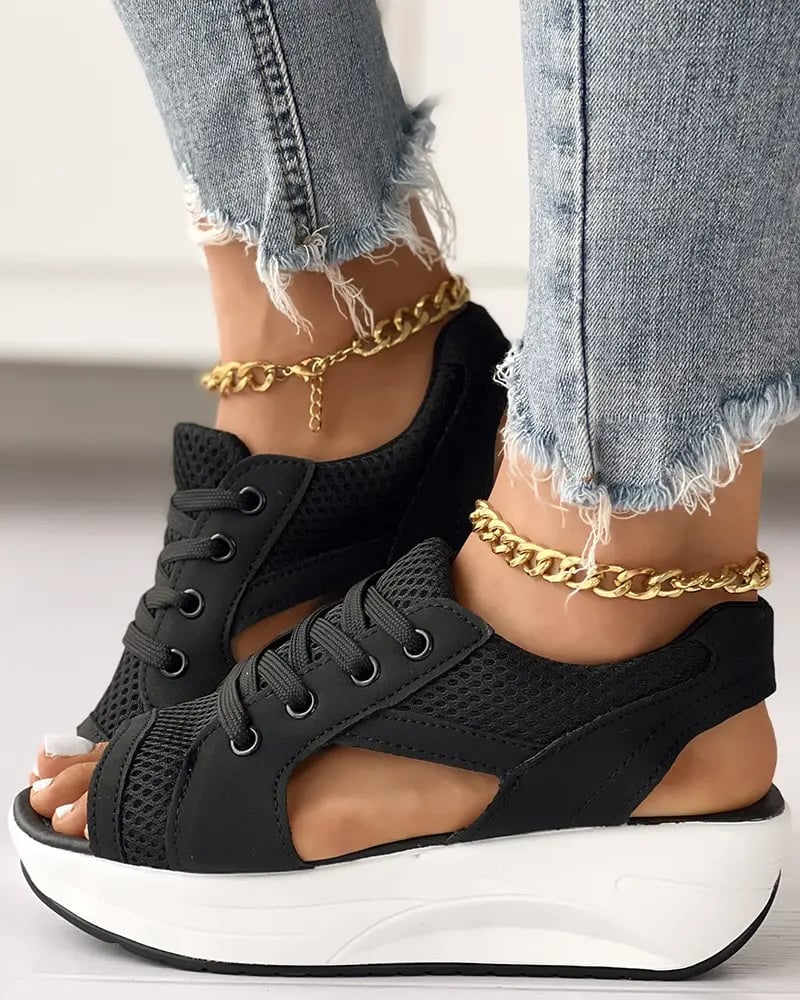 🔥Muffin-Sandalen mit kontrastierenden Einsätzen und Ausschnitten zum Schnüren