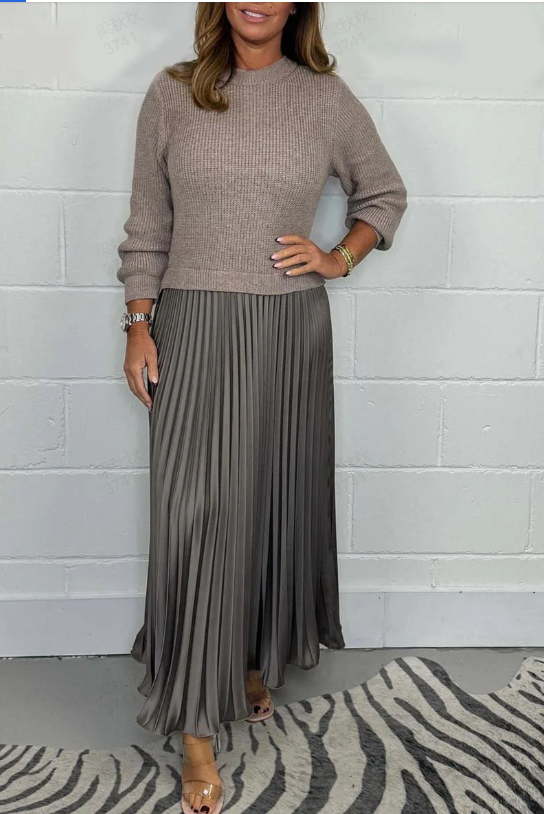 🥰Elegante und stilvolle Faltenkleider mit Rundhalsausschnitt für Damen
