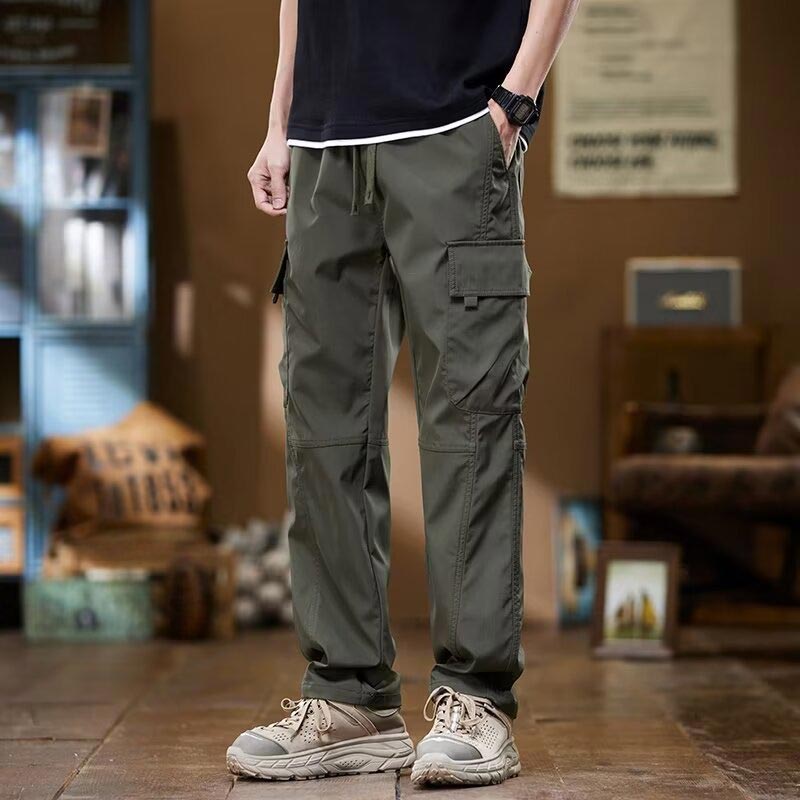 Entspannte Wander-Cargohose für Herren