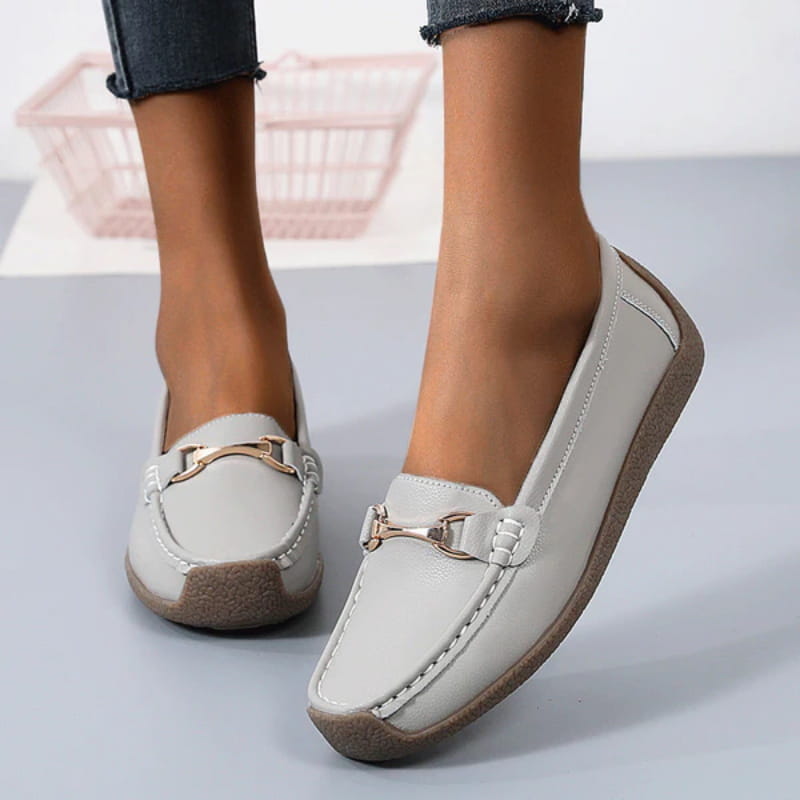 Flache, modische, bequeme, atmungsaktive, lässige Leder-Loafer