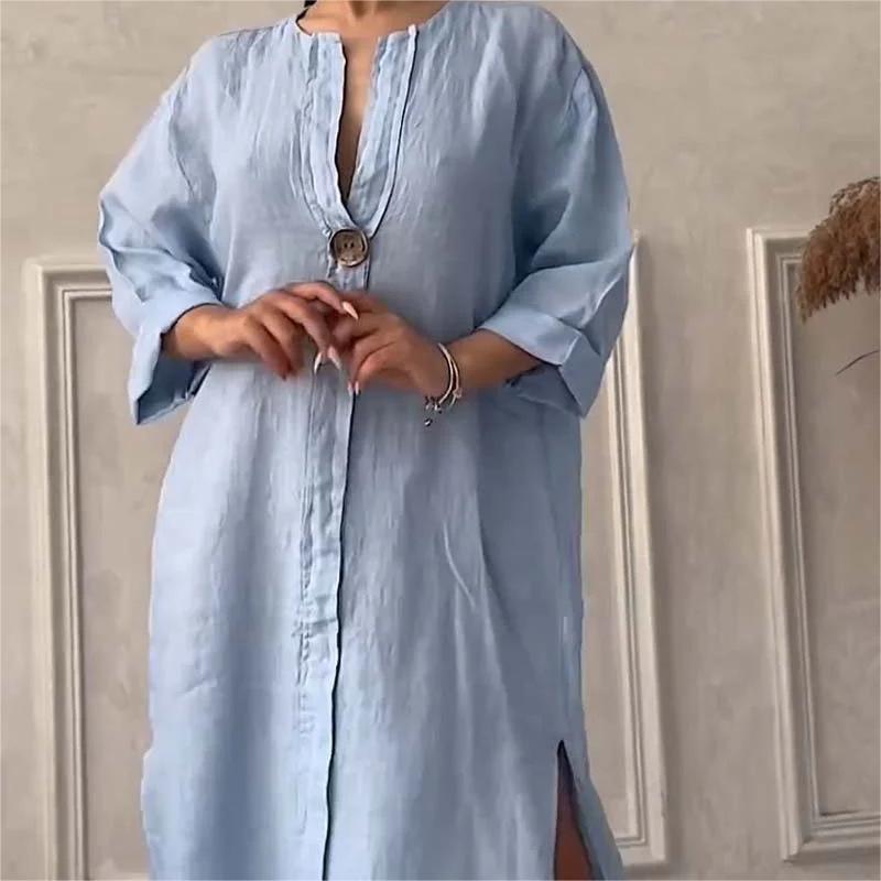 Lässiges, atmungsaktives Kleid in Volltonfarbe mit 3/4-Ärmeln und V-Ausschnitt