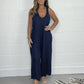 Ärmelloser Jumpsuit mit V-Ausschnitt und weitem Bein und langen Hosen