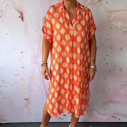 Damenkleid mit Revers, kurzen Ärmeln, Print und Schlitz am Saum