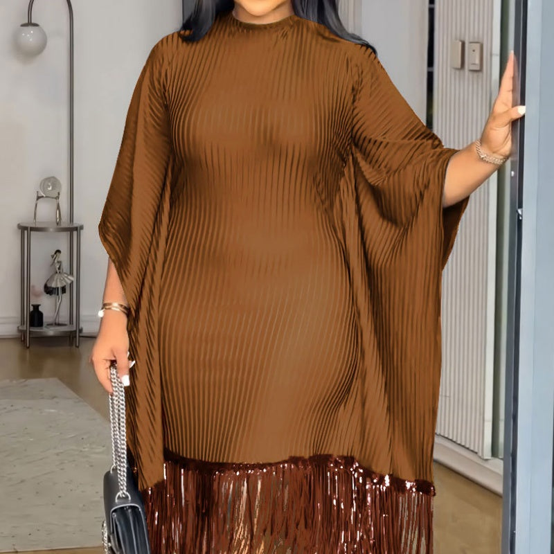 Midikleid in großen Größen mit Pailletten, Fransen und Fledermausärmeln für Damen