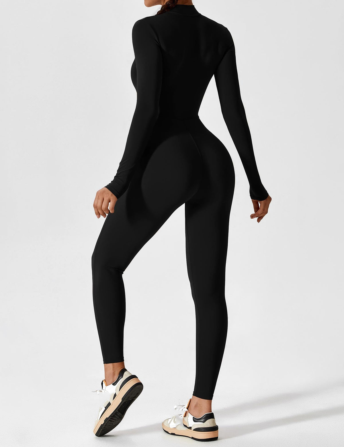 Jumpsuit mit langen Ärmeln und Reißverschluss