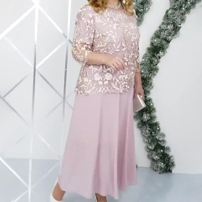 Kleid Set in großen Größen mit besticktem Überwurf