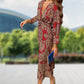 Tiefes Midikleid mit V-Ausschnitt und langen Ärmeln