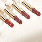Wasserfester 2-in-1-Lippenstift und Lipliner