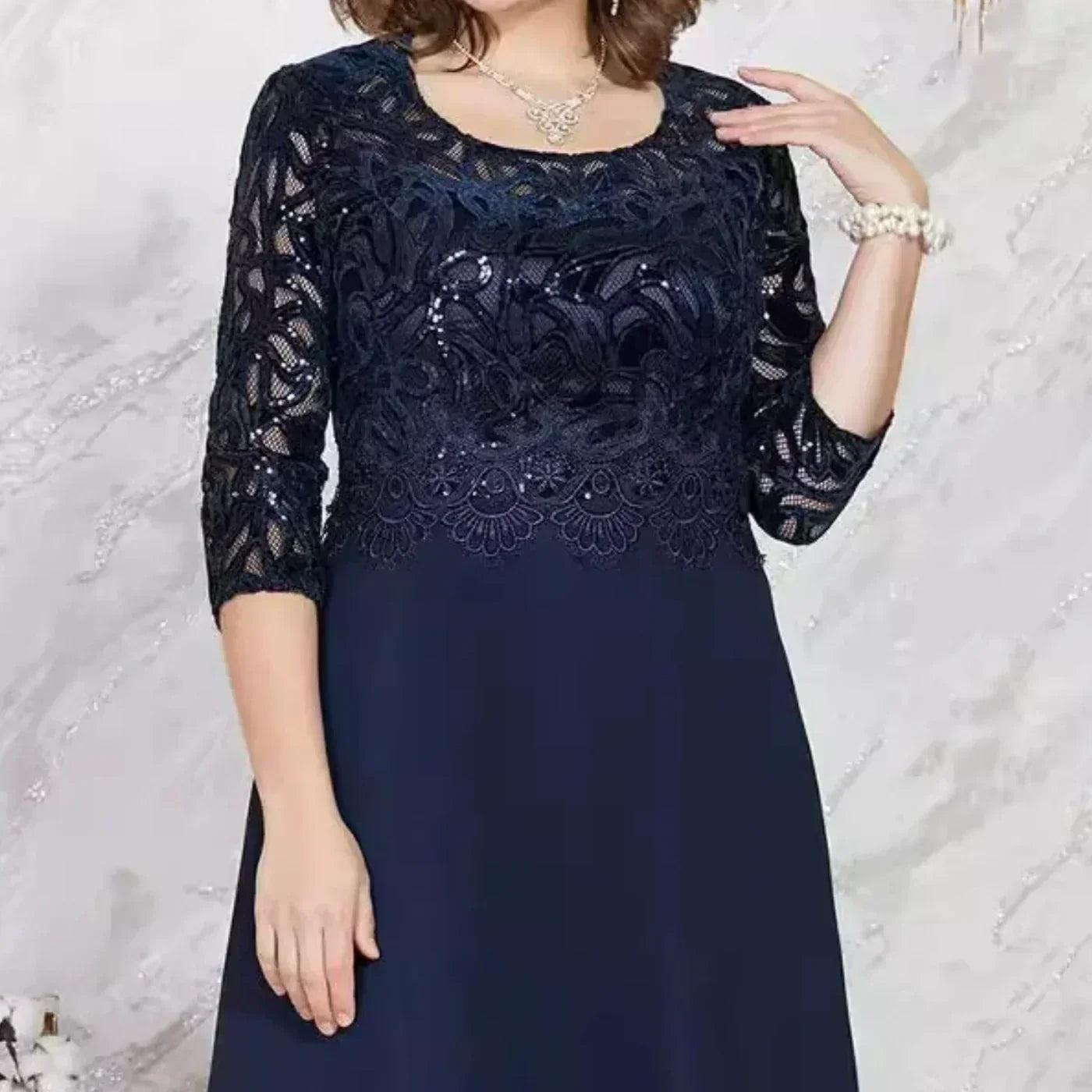 👗✨Elegance Spitzenkleid in Übergröße