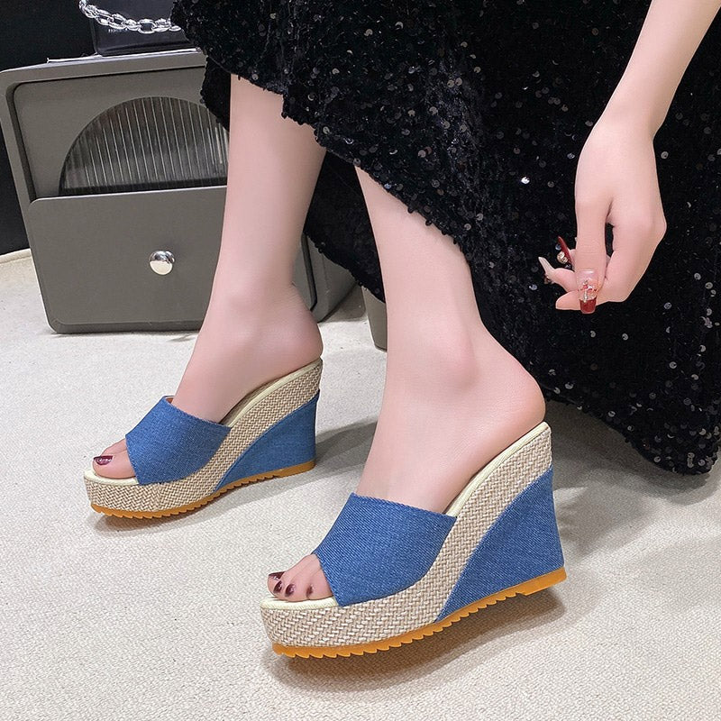 Damen-Sandalen mit offener Spitze und Blumenmuster