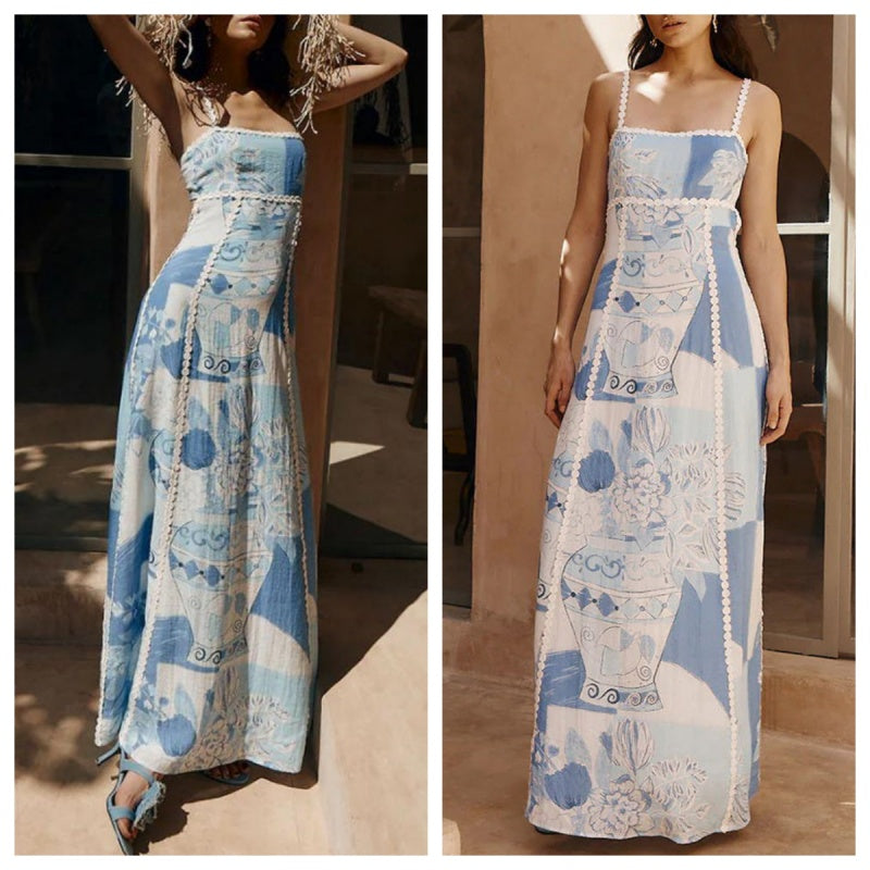 Langes Kleid mit Schleifendesign und Cut-Outs auf der Rückseite