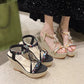 Boho-Keilsandalen für Frauen mit spitzen Zehen