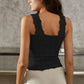 Damen Sport-Tanktop mit breiten Trägern und quadratischem Ausschnitt, kurzes Blumenmuster