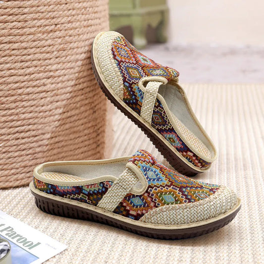 Handgefertigte Ethno-Slipper