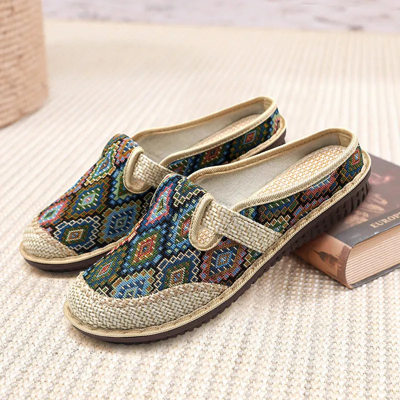 Handgefertigte Ethno-Slipper