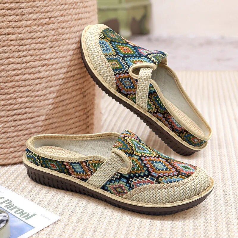 Handgefertigte Ethno-Slipper