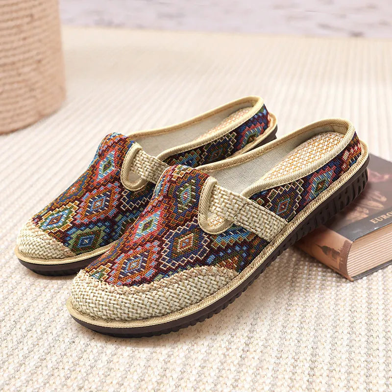 Handgefertigte Ethno-Slipper