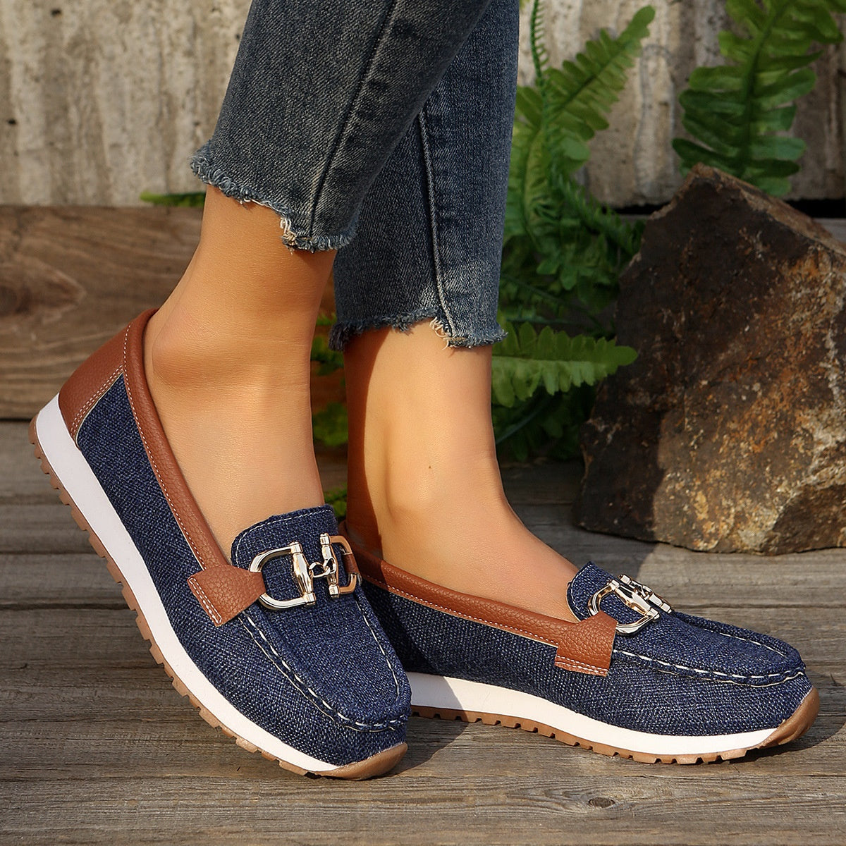 Damen Casual Metallic Schnalle Slip-On Schuhe