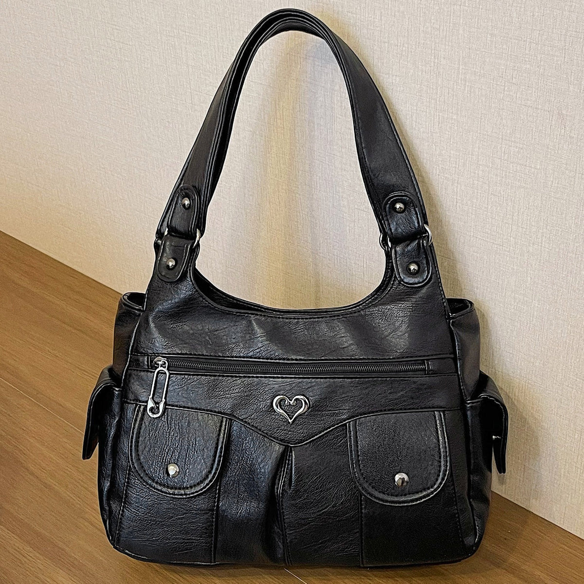 Damen-Tragetasche aus weichem Leder mit mehreren Taschen