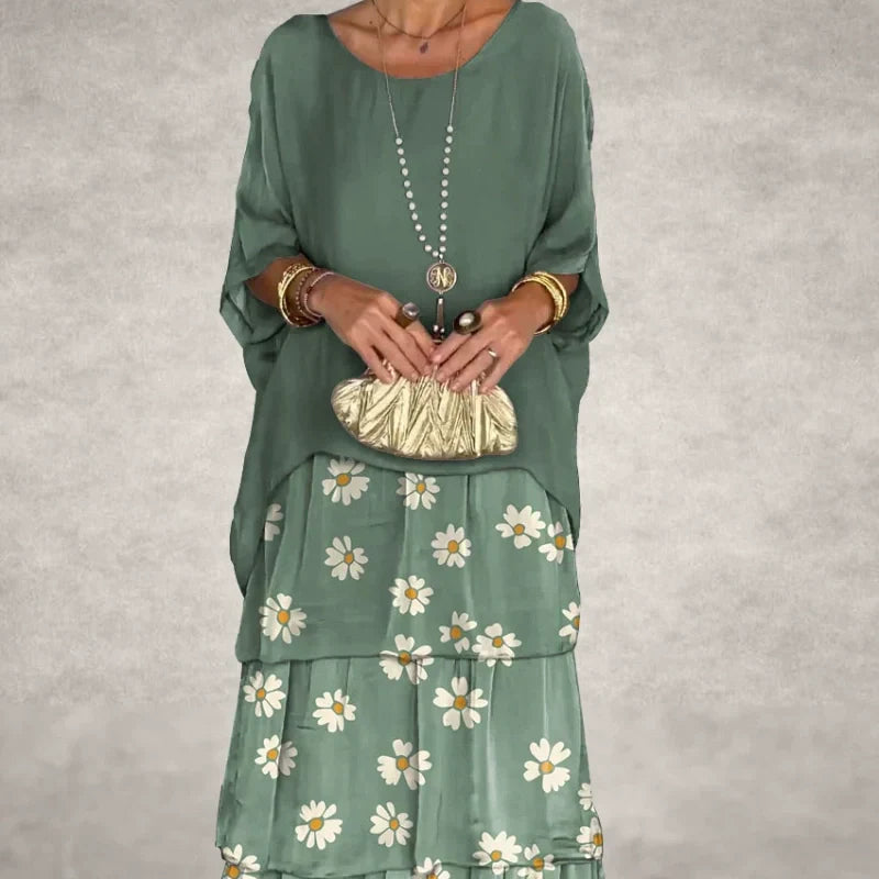 Elegantes Lagenkleid aus Netzstoff mit Rundhalsausschnitt und Blumenmuster