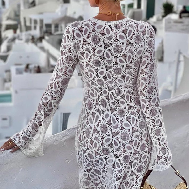 Elegantes transparentes Midikleid mit U-Ausschnitt und floraler Spitze