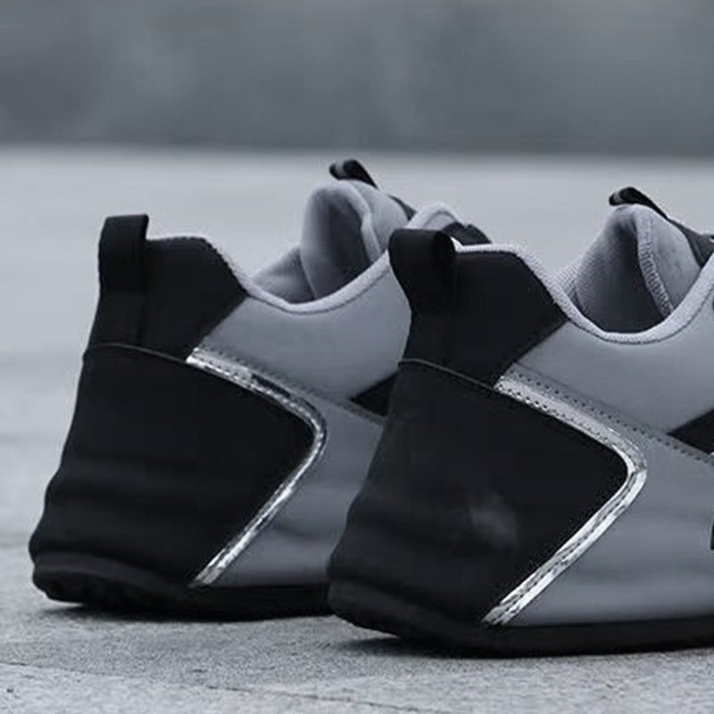 Stilvolle Herrenschuhe mit dicker Sohle und Spiralknopf für die Freizeit