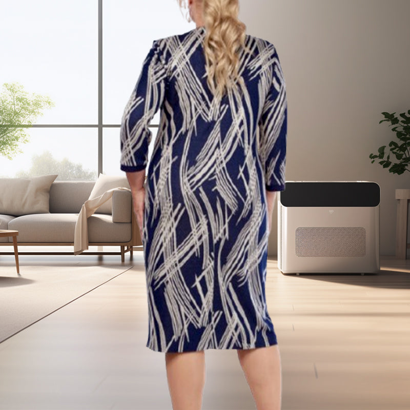 Elegantes Damenkleid mit abstraktem Print und 3/4-Ärmeln
