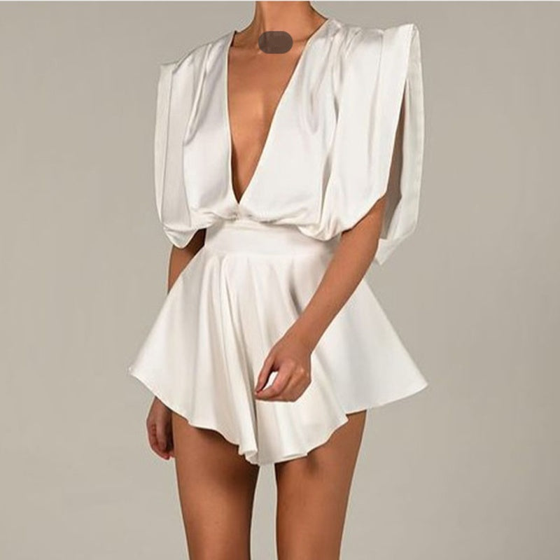 Sexy Shorts-Overall mit tiefem V-Ausschnitt für Damen