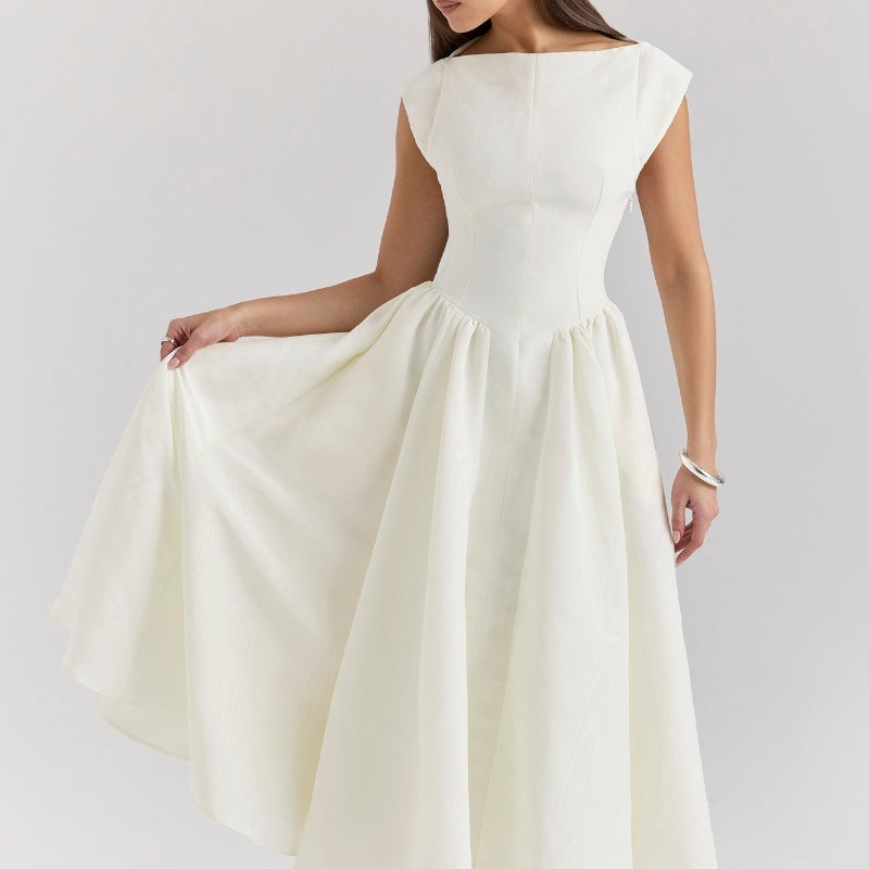 Elegantes Midikleid mit fließendem Korsett
