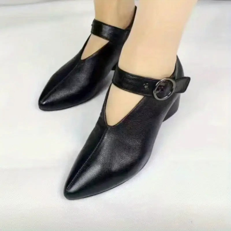 Damen-Schuhe mit Blockabsatz und spitzer Zehenpartie