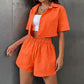 Kurzes Button-Down-Shirt und Shorts-Set für Damen