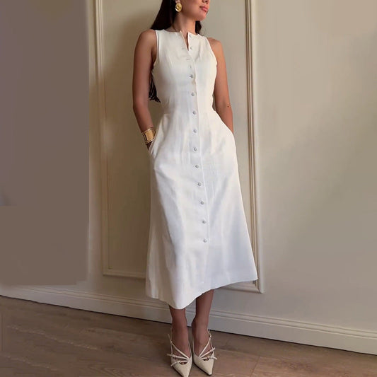 Elegantes ärmelloses Damenkleid mit Knopfleiste vorne und Bindegürtel