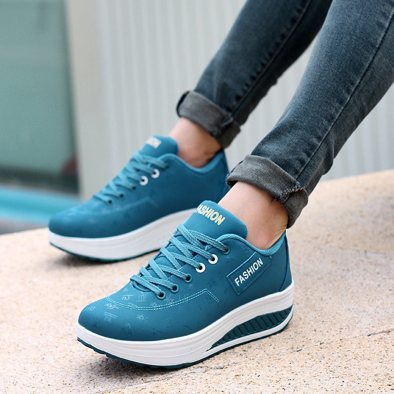 Frauen Casual Mode Atmungsaktiv Dicke Sohle Turnschuhe