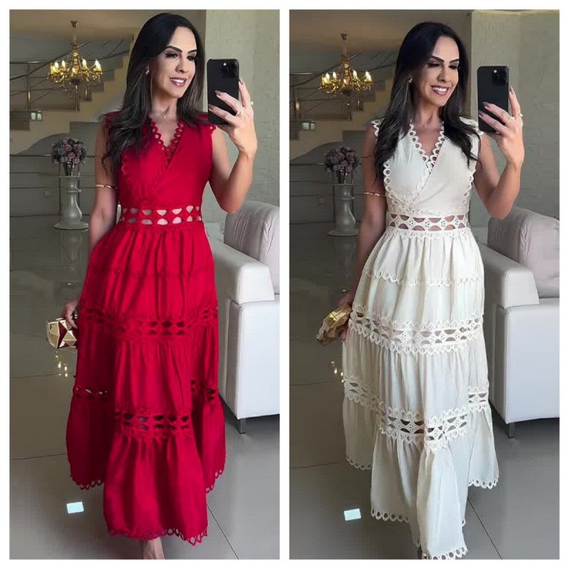 Ärmelloses Kleid mit V-Ausschnitt und Cut-Out
