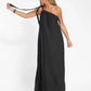 Festes farbiges Kleid mit schräger Schulter und Seitenschlitz