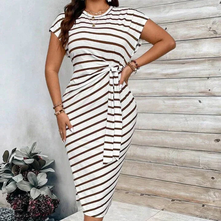 🔥Gestreiftes Kleid mit Bindegürtel für Frauen