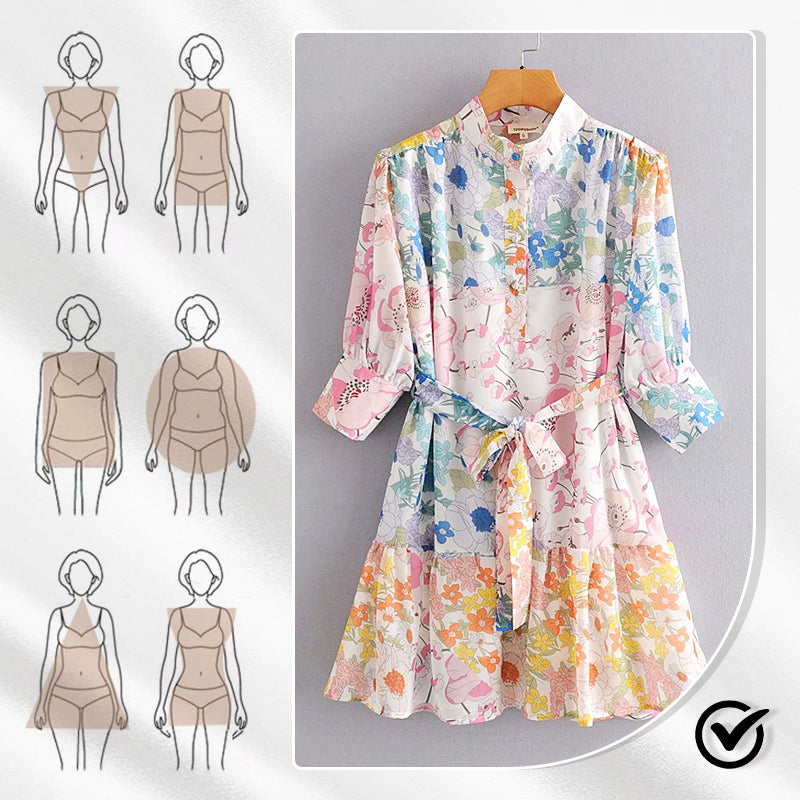 Minikleid mit Knopfverschluss und Blumendruck