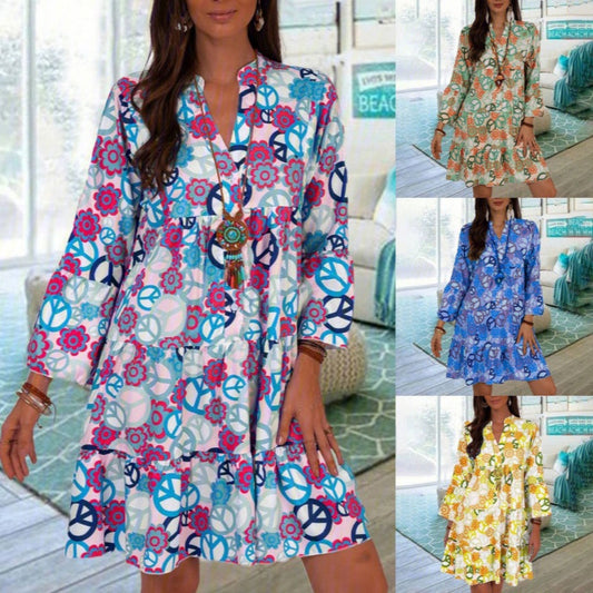 Lässiges Strandkleid mit Blumendruck, V-Ausschnitt und 3/4-Ärmeln