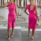 Ärmelloses, figurbetontes Damenkleid mit Schlitz