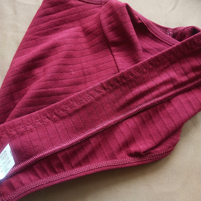Weiche, atmungsaktive Damen-Slips mit mittlerer Taille