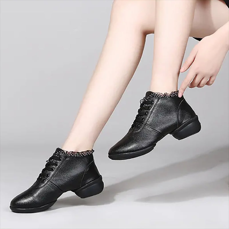 Damen-Stiefeletten mit Spitzenbesatz