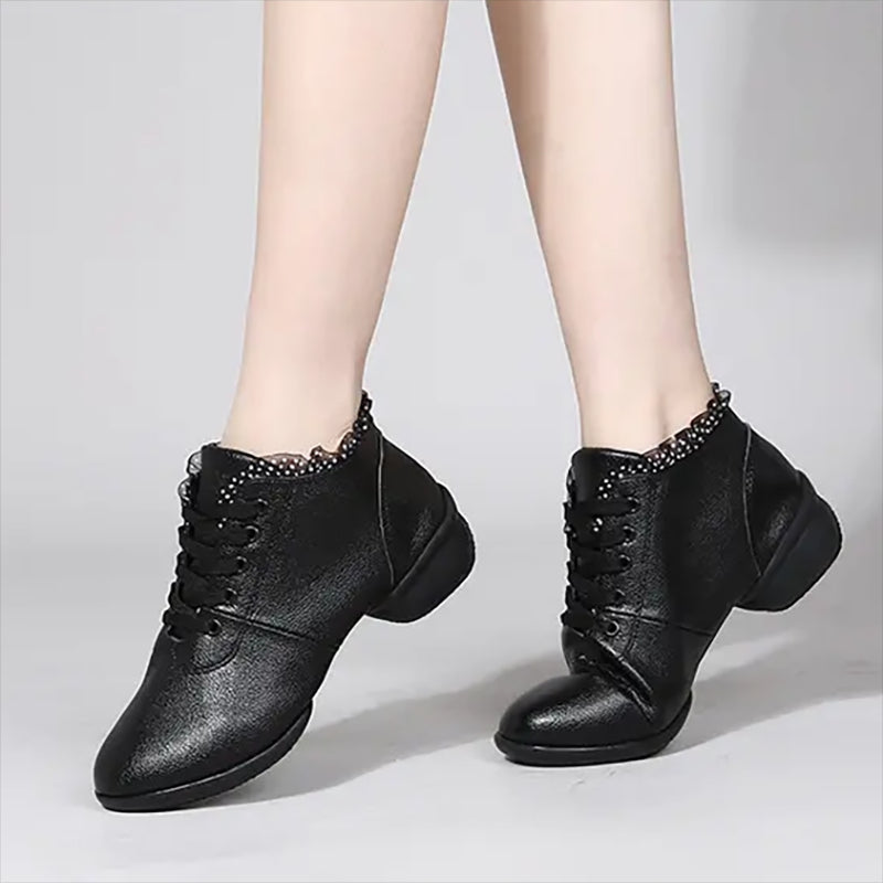 Damen-Stiefeletten mit Spitzenbesatz