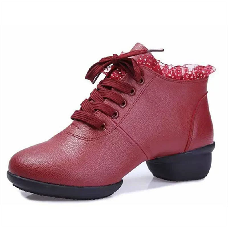 Damen-Stiefeletten mit Spitzenbesatz
